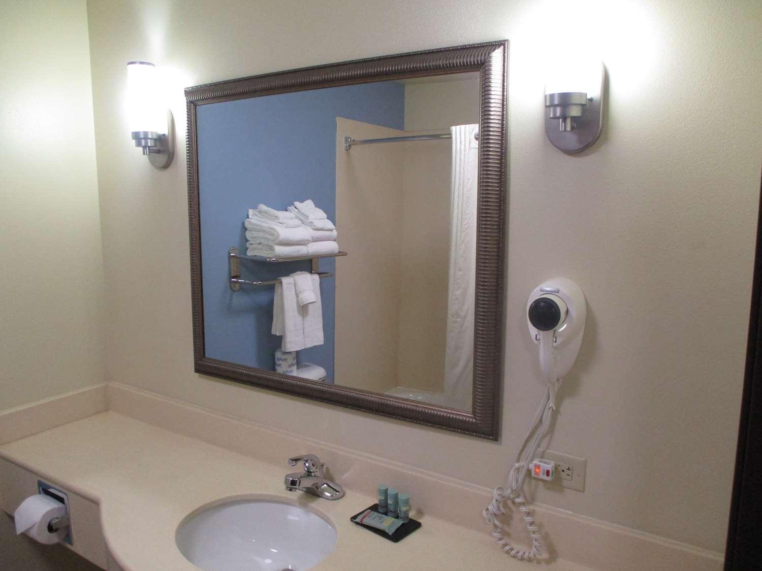 Best Western Coffeyville Central Business District Inn And Suites Exteriér fotografie