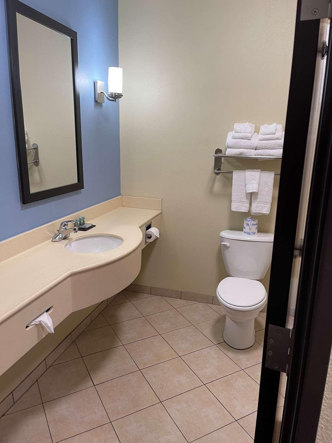 Best Western Coffeyville Central Business District Inn And Suites Exteriér fotografie